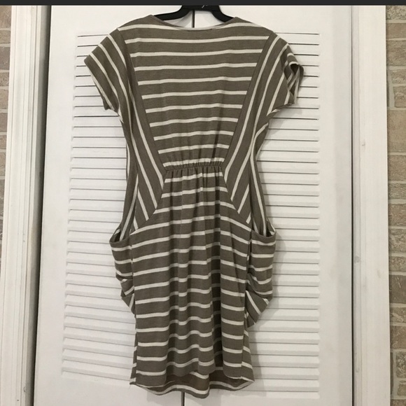 Striped lush dress with tie belt - Picture 2 of 2